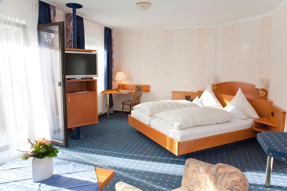 Landkomfort Hotel Elsenmann Вилинген Стая снимка