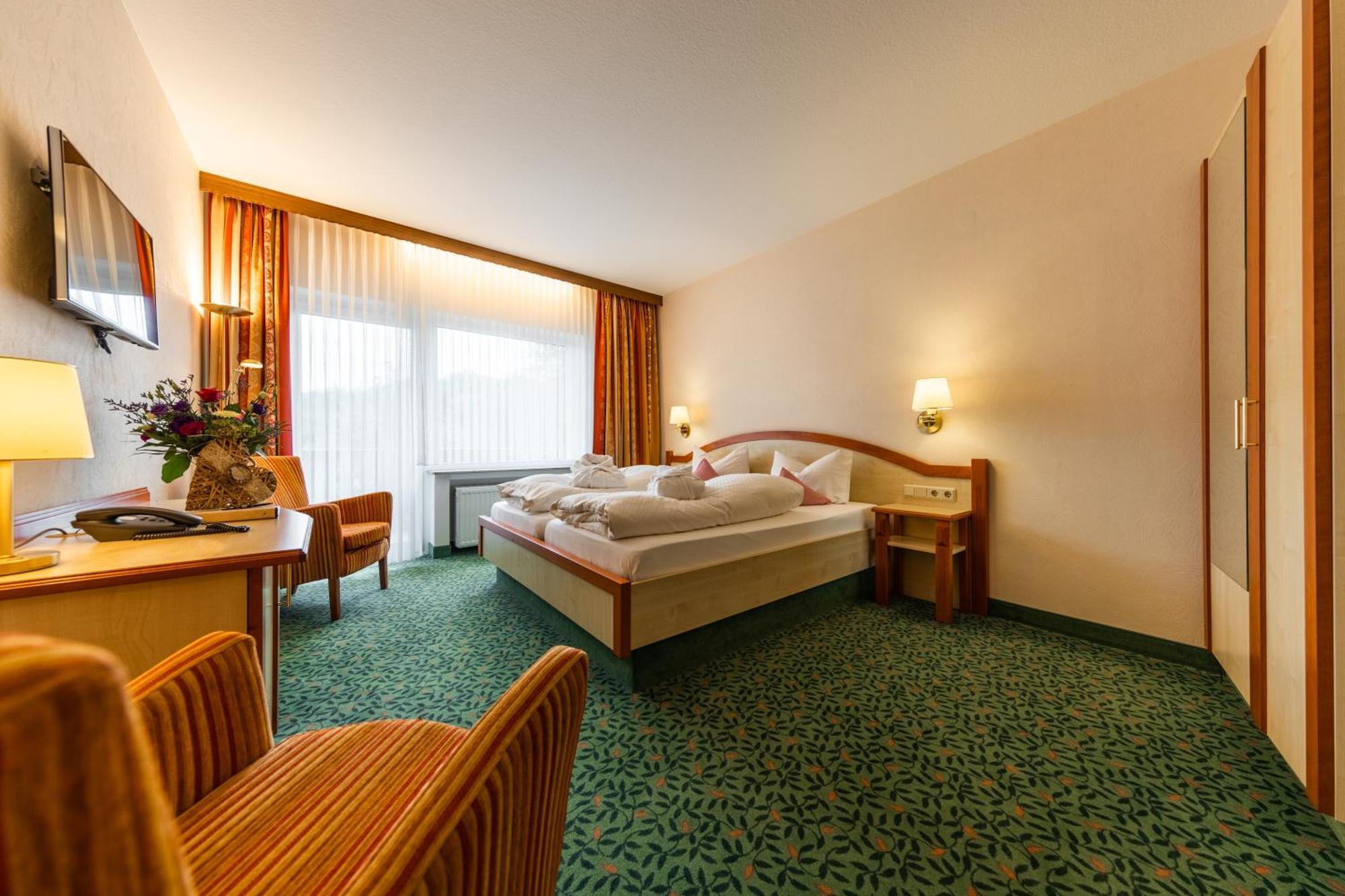 Landkomfort Hotel Elsenmann Вилинген Стая снимка